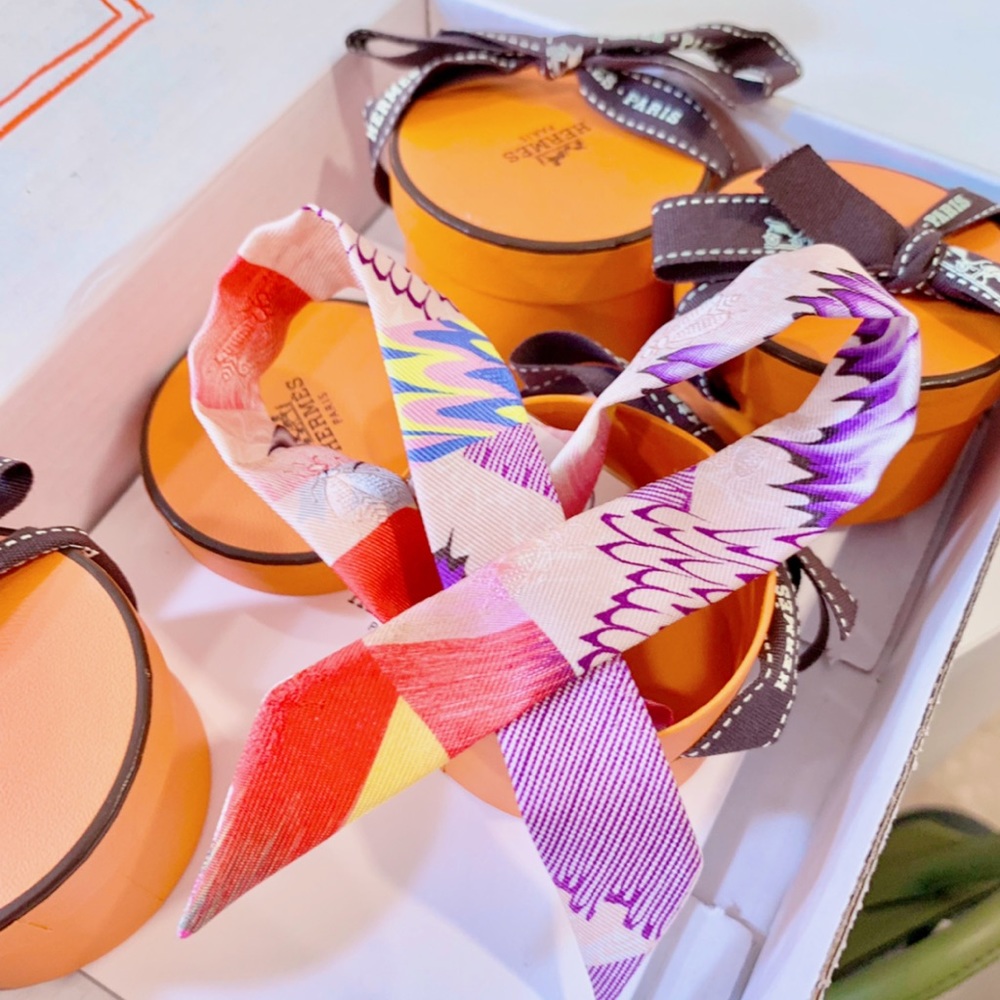 hermes limited edition silk marble twilly with bees